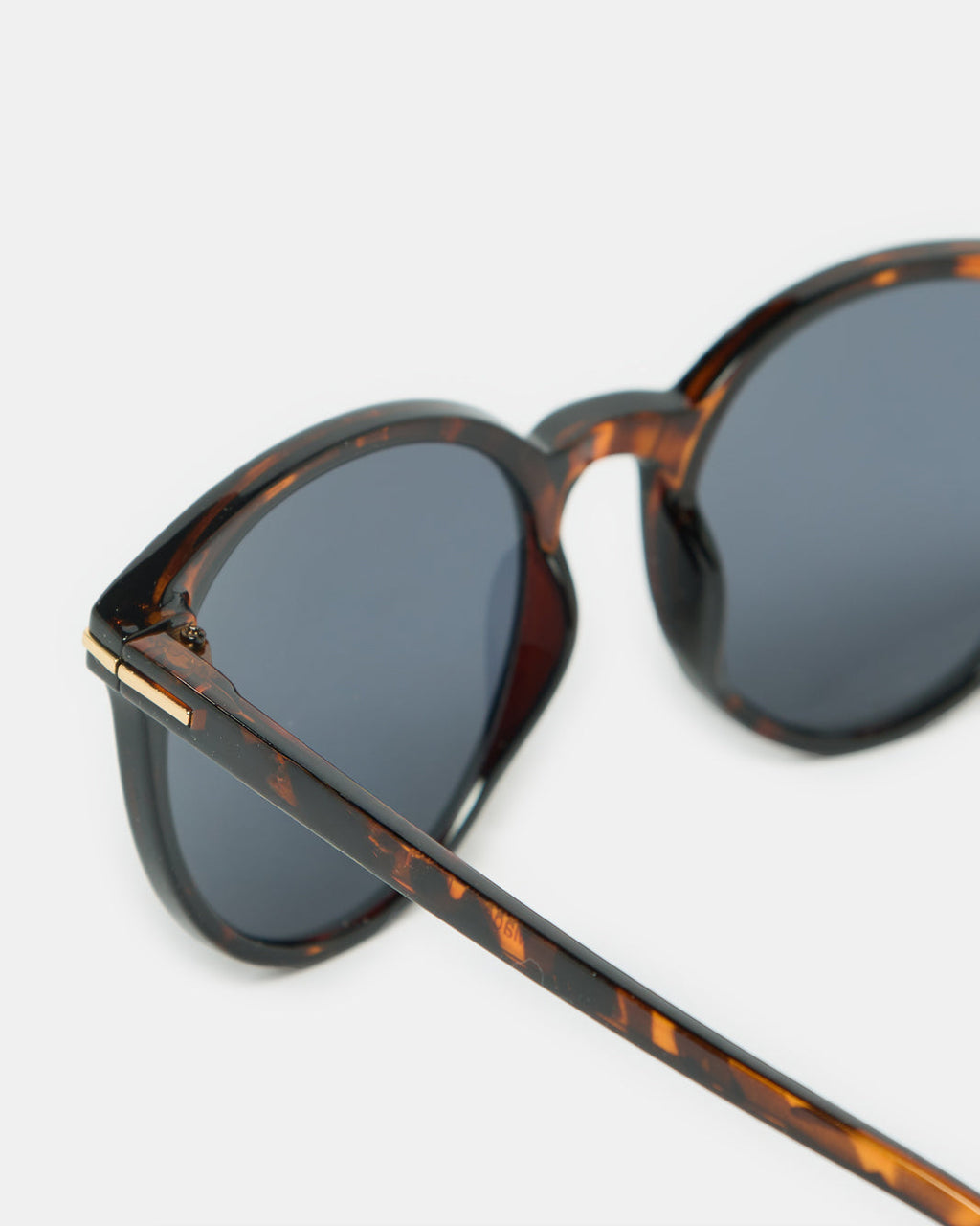 Women Black Round Sunglasses